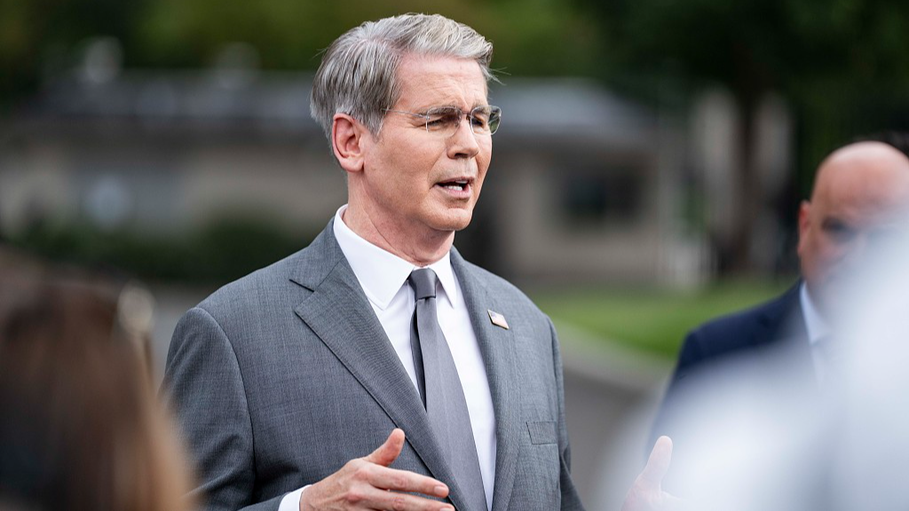 US Treasury Secretary Scott Bessent speaks to the media outside the West Wing of the White House in Washington, DC, US, on August 20, 2026. /VCG