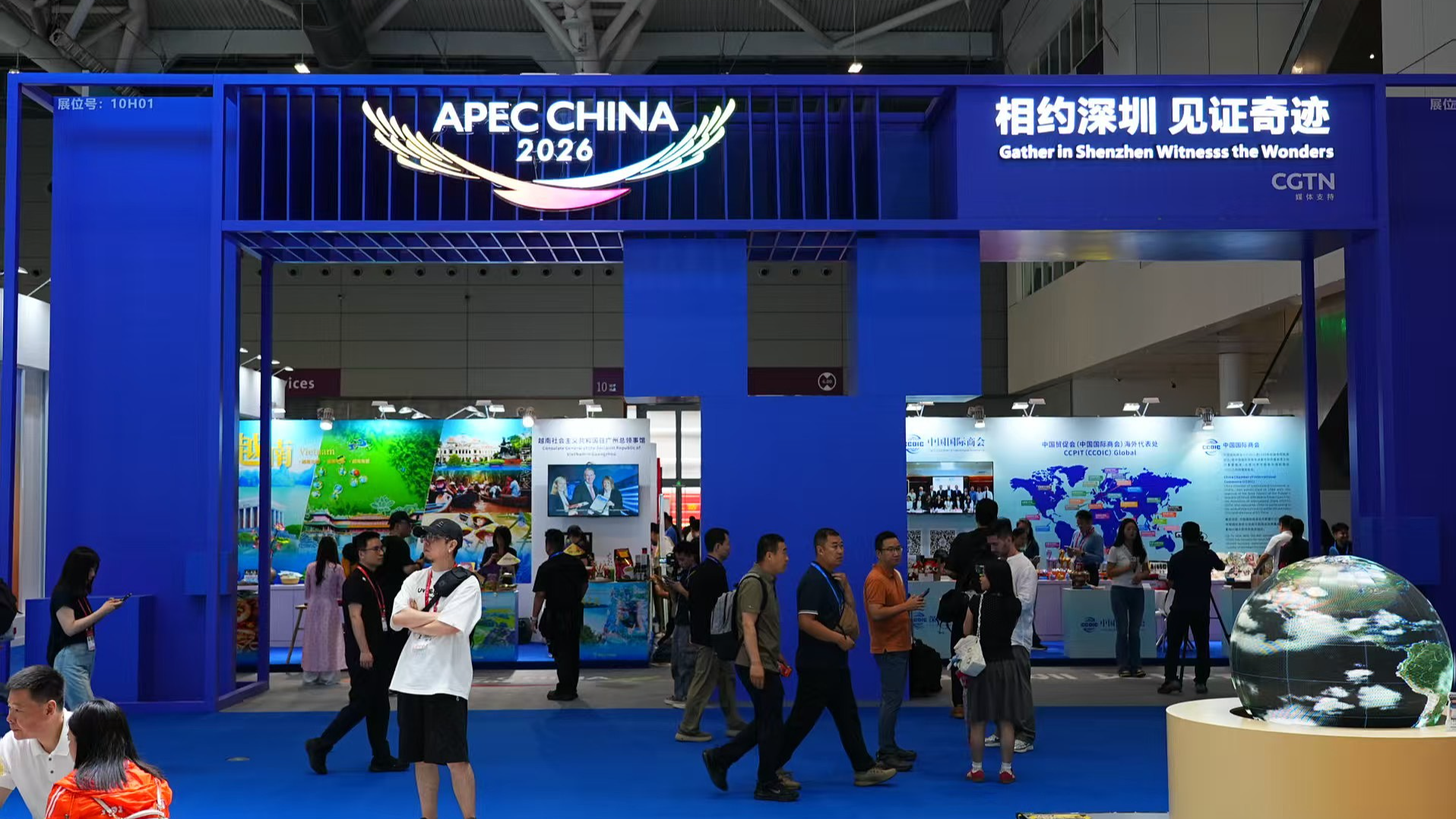 The China (Shenzhen) International Cultural Industries Fair features an APEC economies exhibition area for the first time in Shenzhen, south China's Guangdong Province, May 22, 2026. /VCG