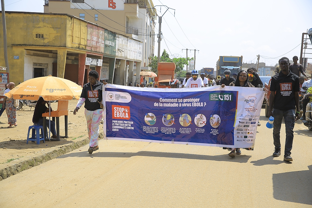Residents and frontline workers embark on Ebola outbreak awareness campaign in Beni, North Kivu Province, Eastern DRC, August 21, 2026. /VCG
