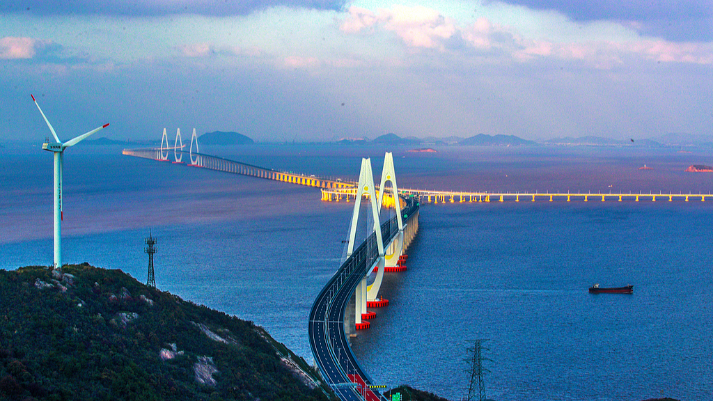 The Zhoudai Bridge opens to traffic, December 29, 2021. /VCG