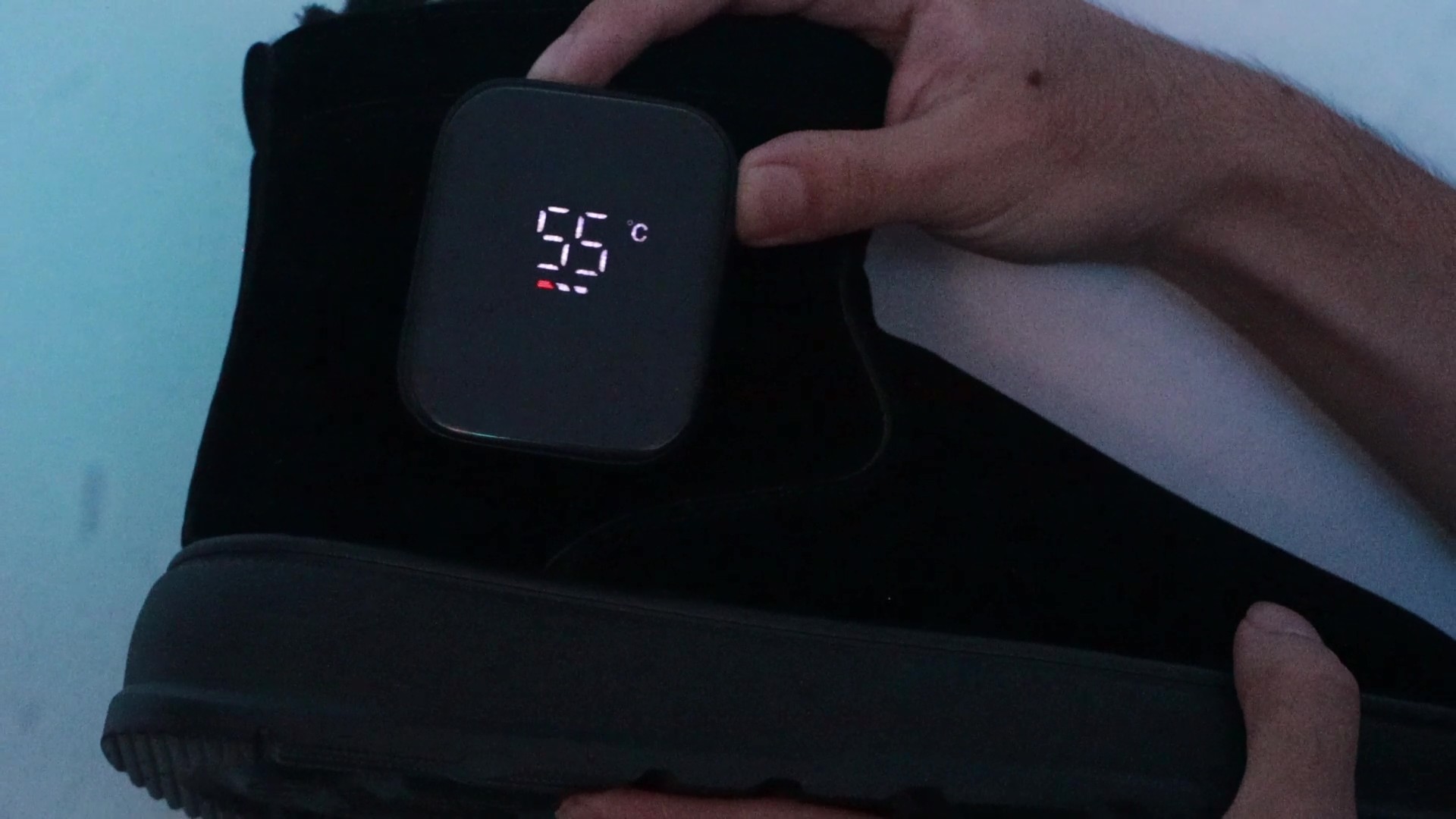 The heated boots offer three temperature settings of 35°C, 45°C and 55°C. /CMG