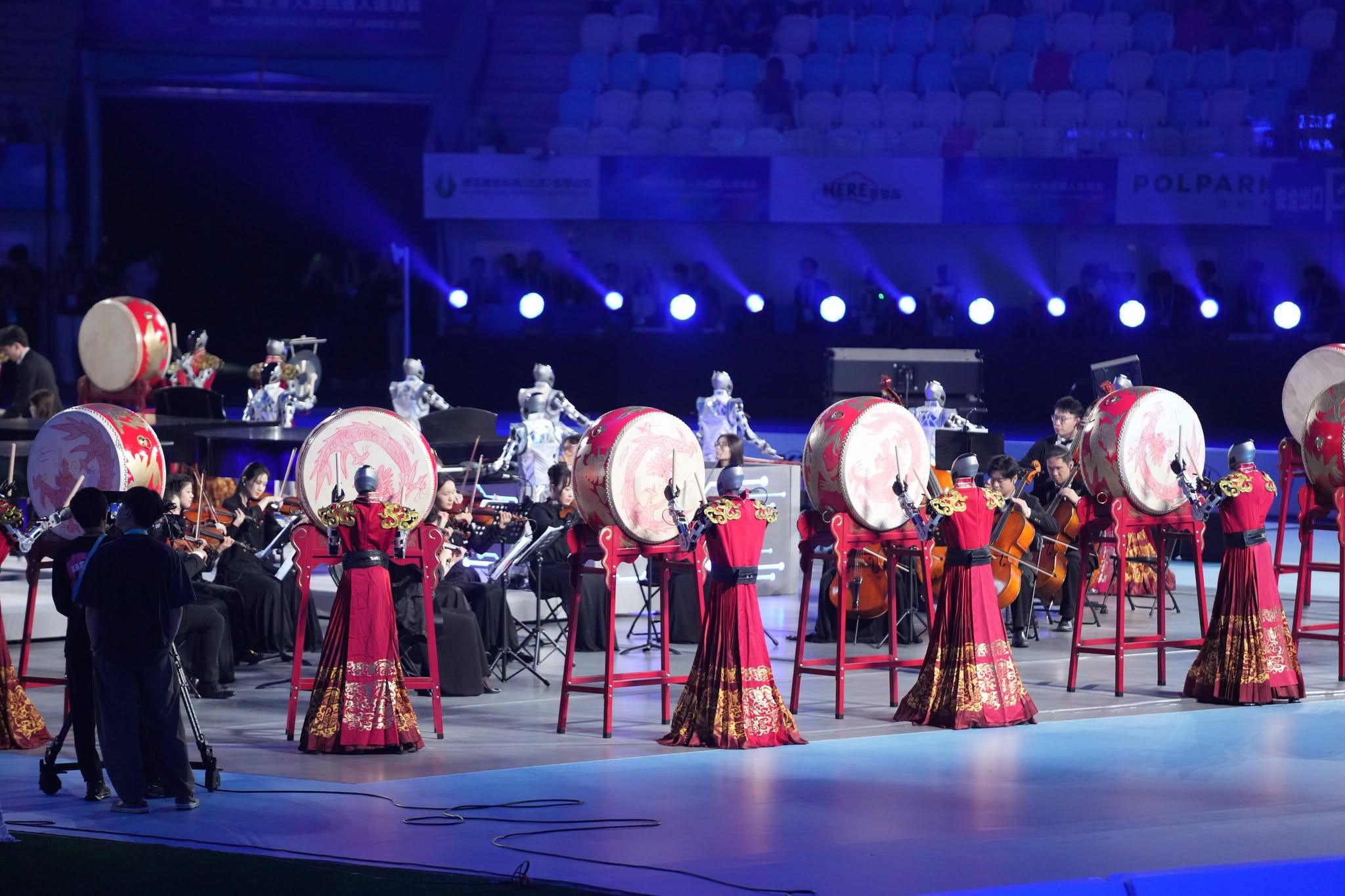 A scene at the second World Humanoid Robot Games. /Qu Bo