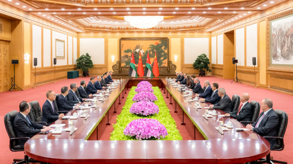 Chinese President Xi Jinping holds talks with King of the Hashemite Kingdom of Jordan Abdullah II ibn Al Hussein, who is on a state visit to China, at the Great Hall of the People in Beijing, China, August 24, 2026. /Xinhua