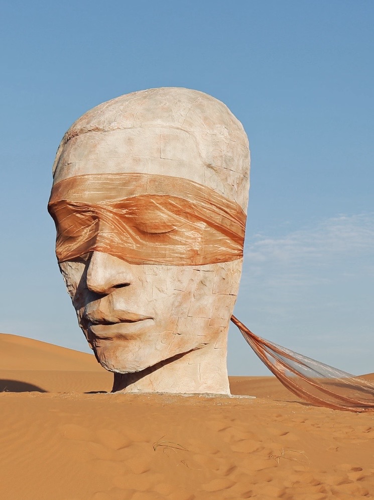 A photo taken in August 2026 shows a statue at Shapotou Scenic Area in Zhongwei City, northwest China's Ningxia Hui Autonomous Region. /Photo provided to CGTN