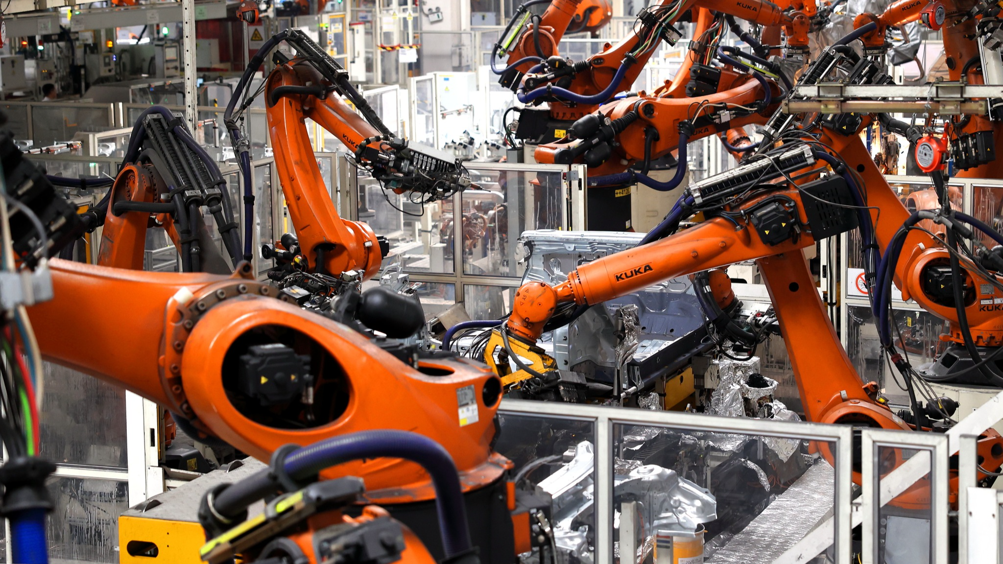 China's industrial profits maintain strong growth in Jan-July 2026
