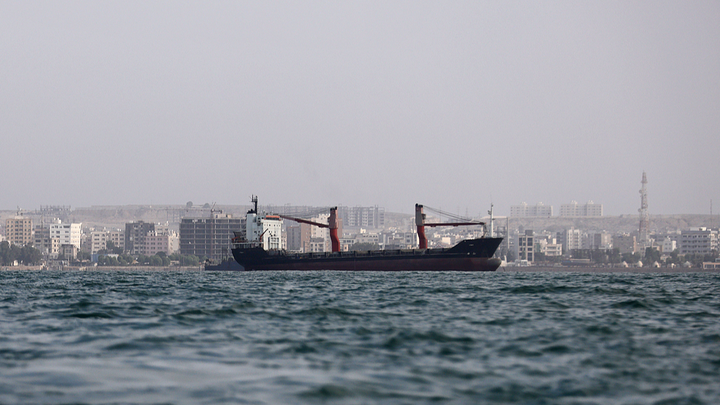 IRGC: Hormuz Strait to stay closed if US does not accept Iran's terms
