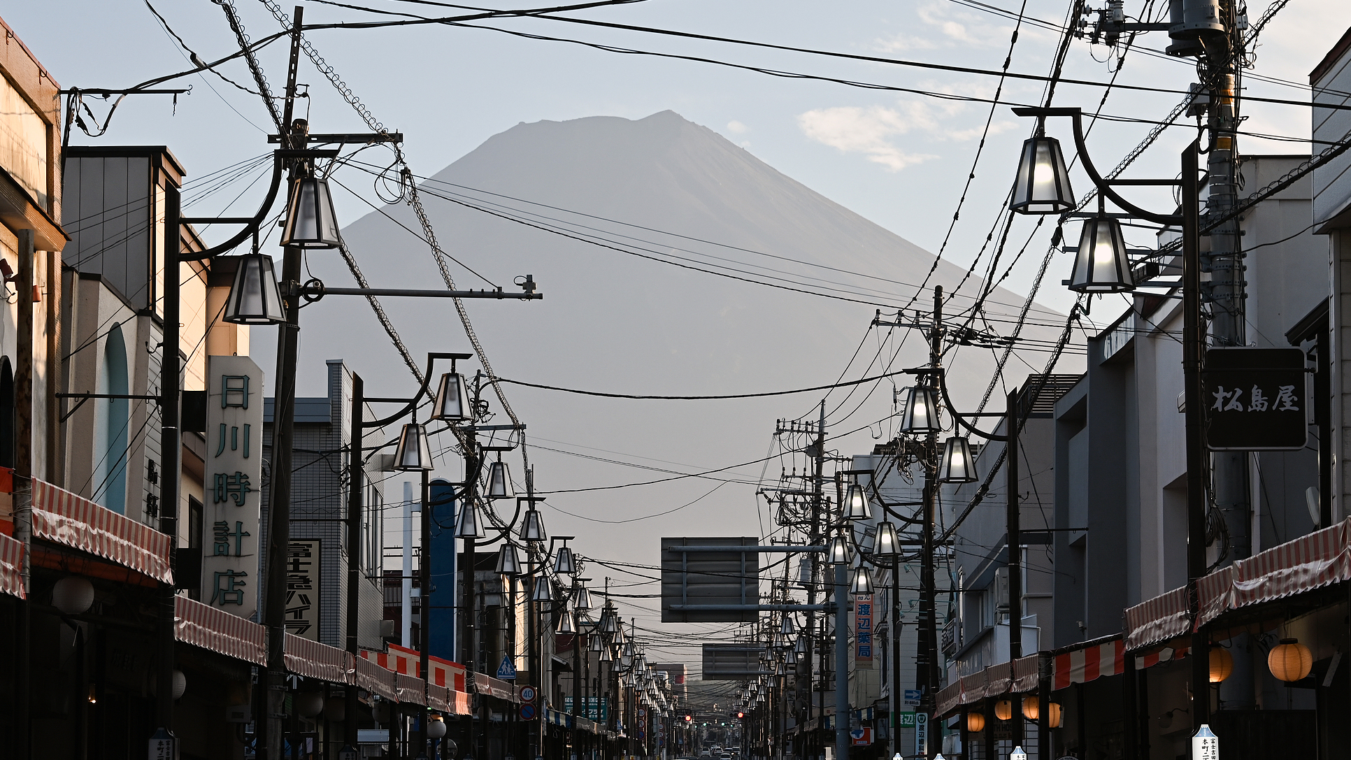 The Takaichi Fallout: Yen slide puts BOJ in rate-hike bind
