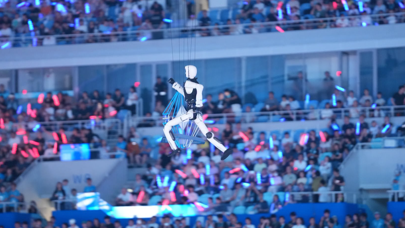 Why Chinese families are turning robot games into career days