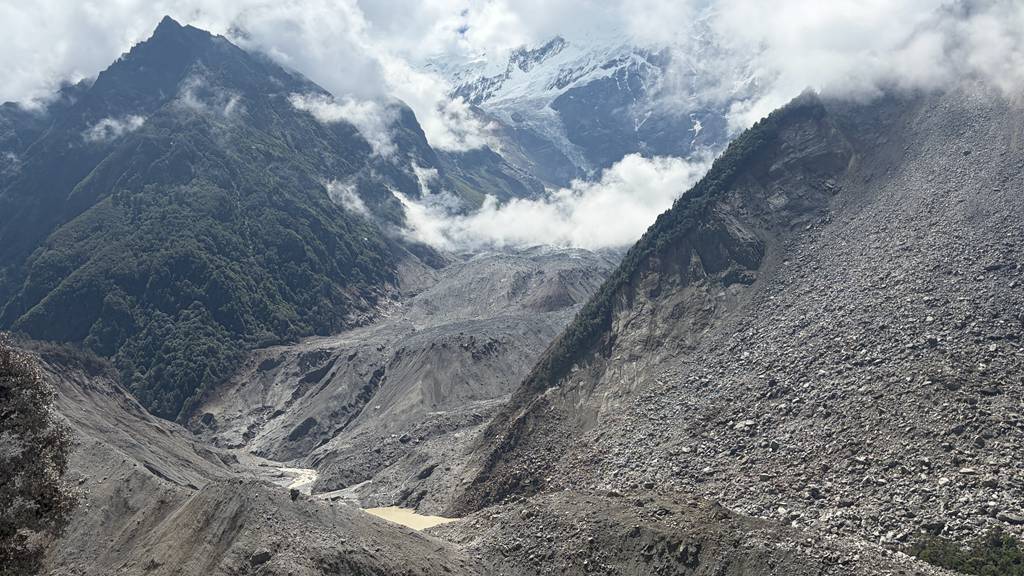 The barrier lake near Gyirong Port in southwest China's Xizang Autonomous Region, August 28, 2026. Gong Ming/CGTN 