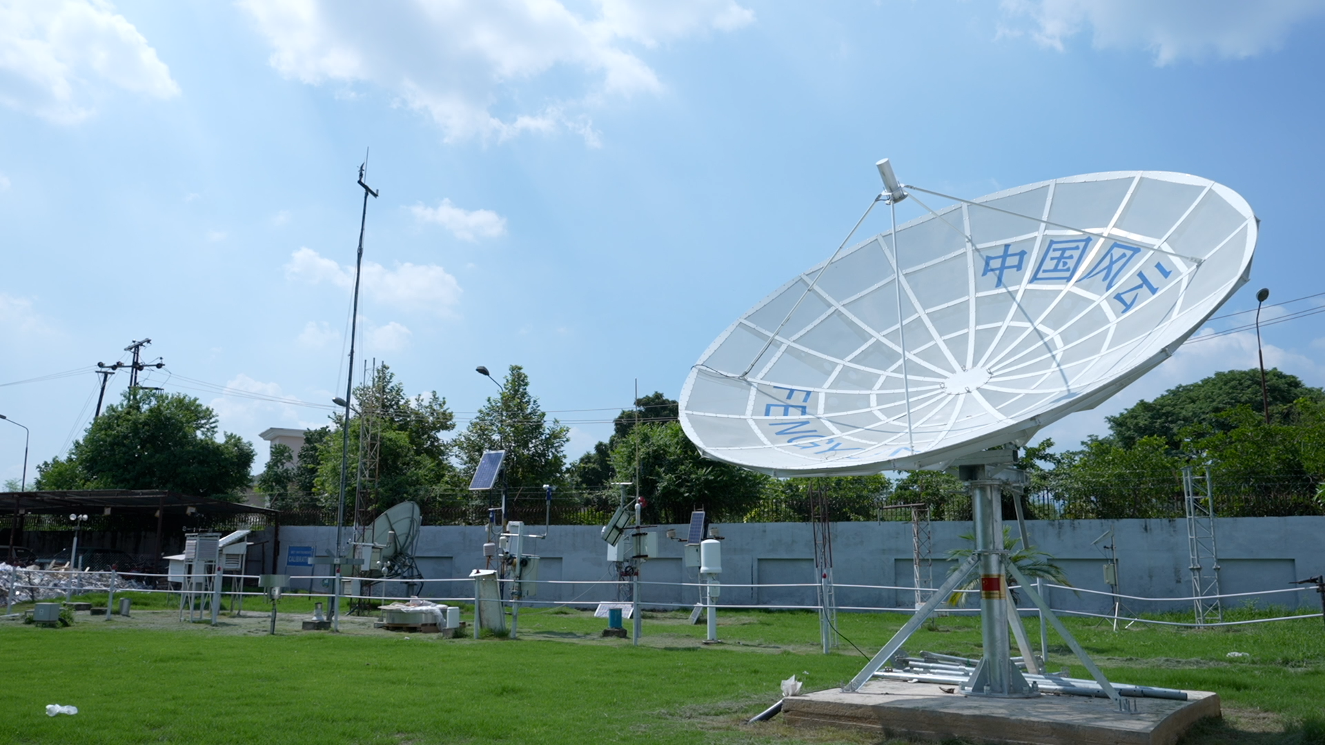 From hardware to software, the China Meteorological Administration provides customized modules and services./CGTN