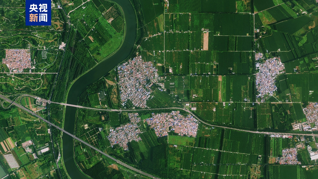 China's first geometric reference imagery covering all land territory. /via CMG