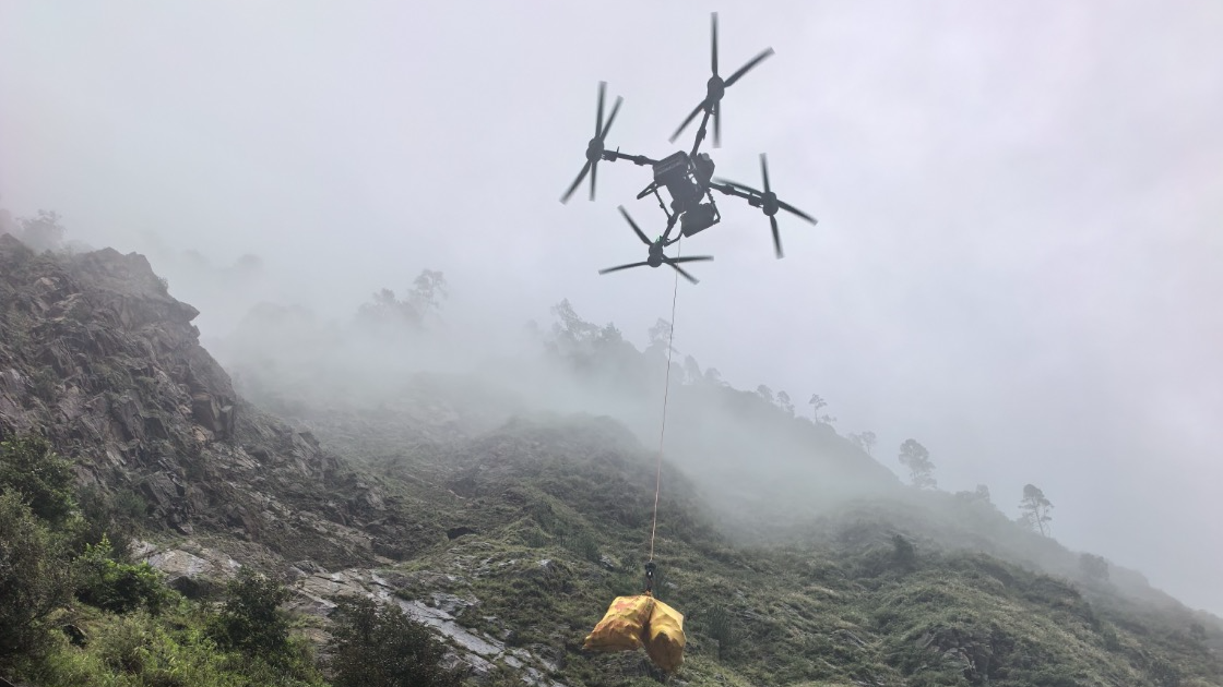 Drones deployed to aid mudslide rescue in China's Xizang