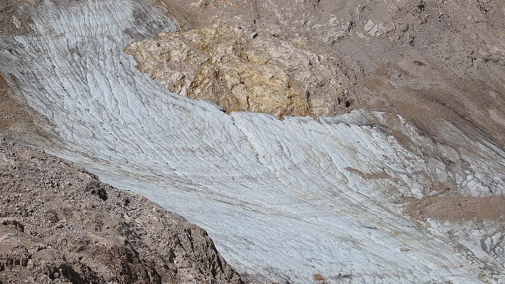 The melting Schneeferner Glacier below Germany's highest mountain, Zugspitze, near Garmisch-Partenkirchen, Germany, August 27, 2026. /VCG