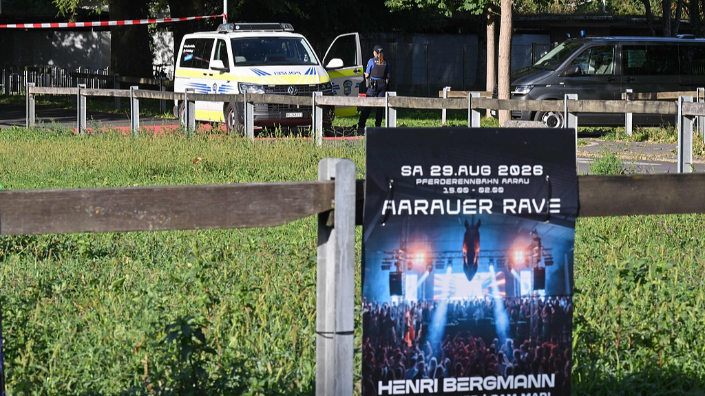1 killed, 5 injured in Swiss shooting, according to local police