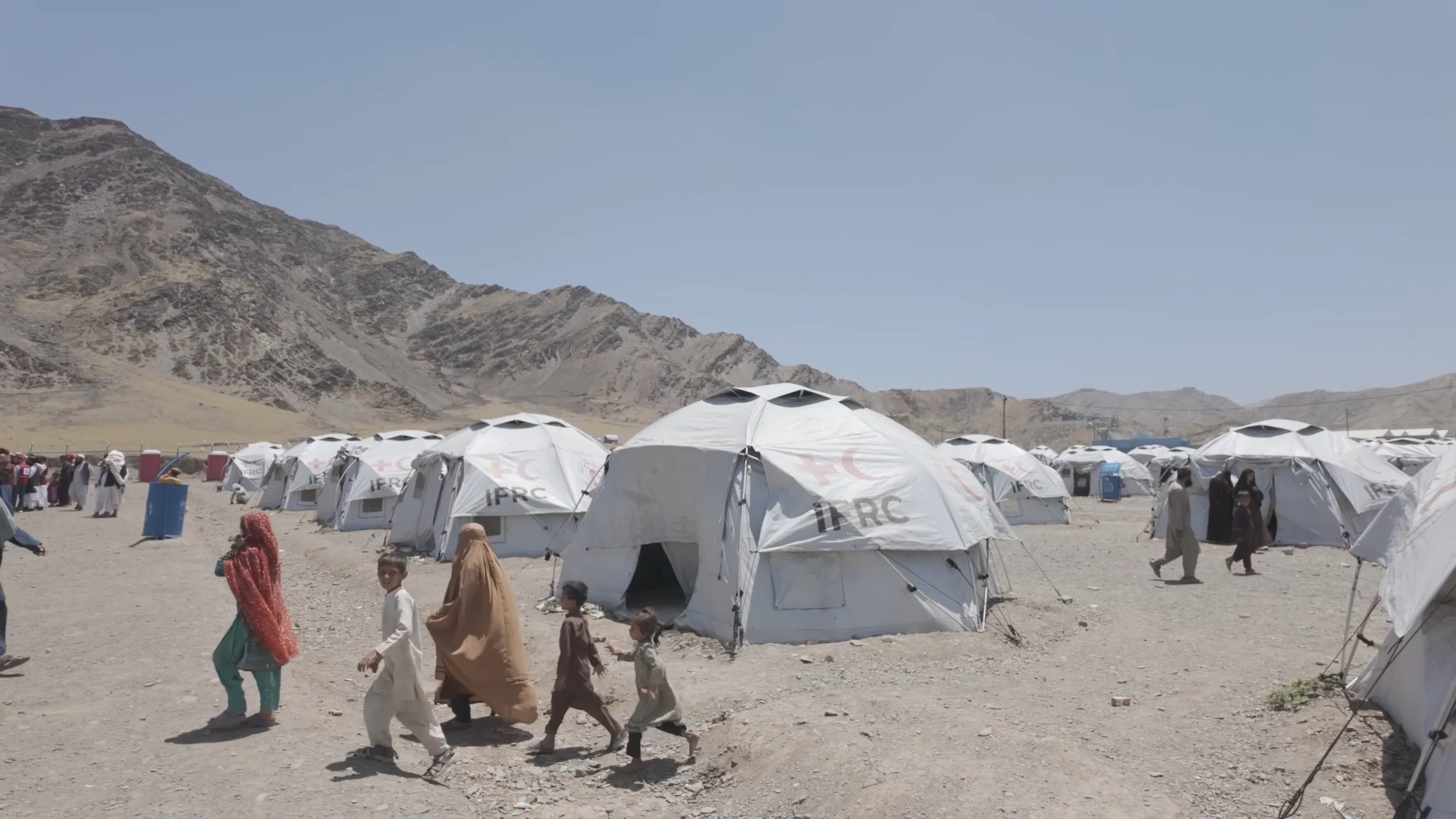 Afghanistan struggles with massive returnee influx