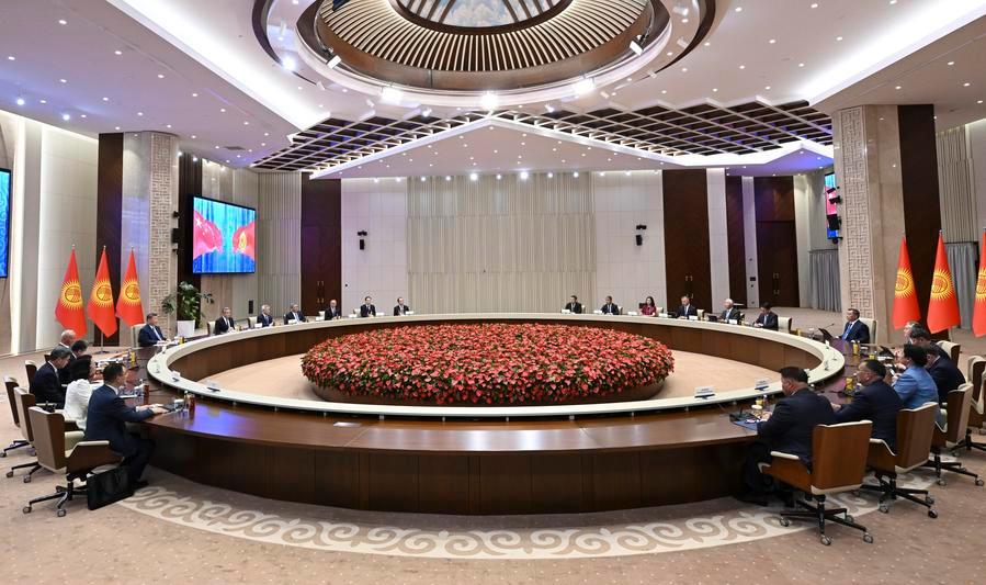 Chinese President Xi Jinping holds talks with Kyrgyz President Sadyr Japarov in Bishkek, Kyrgyzstan, August 31, 2026. /Xinhua
