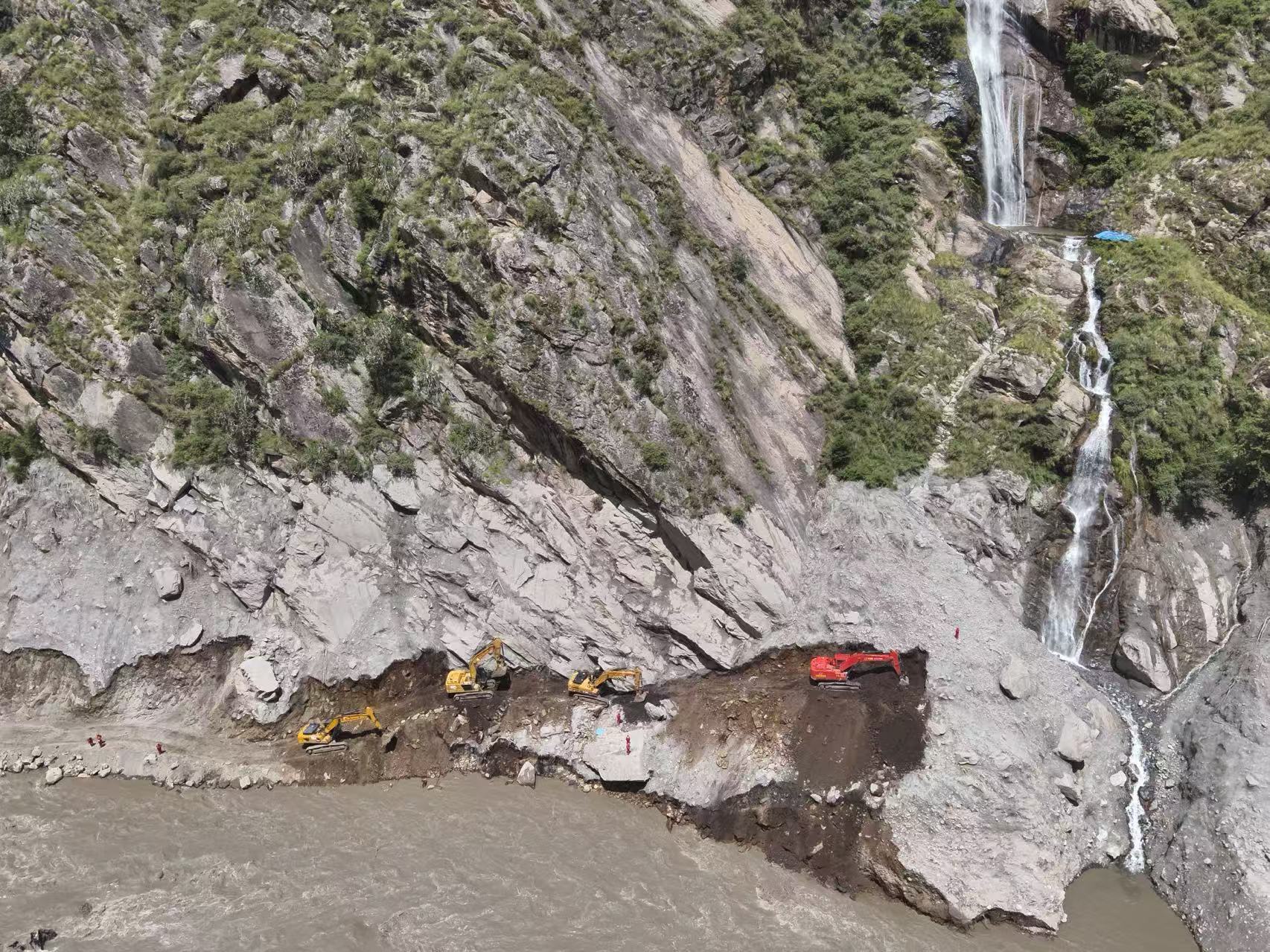 700 meters to go: Rescuers race to reopen highway to mudslide-hit border port in Xizang