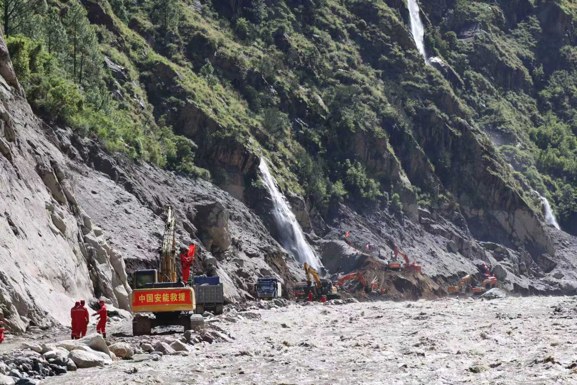 700 meters to go: Rescuers race to reopen highway to mudslide-hit border port in Xizang