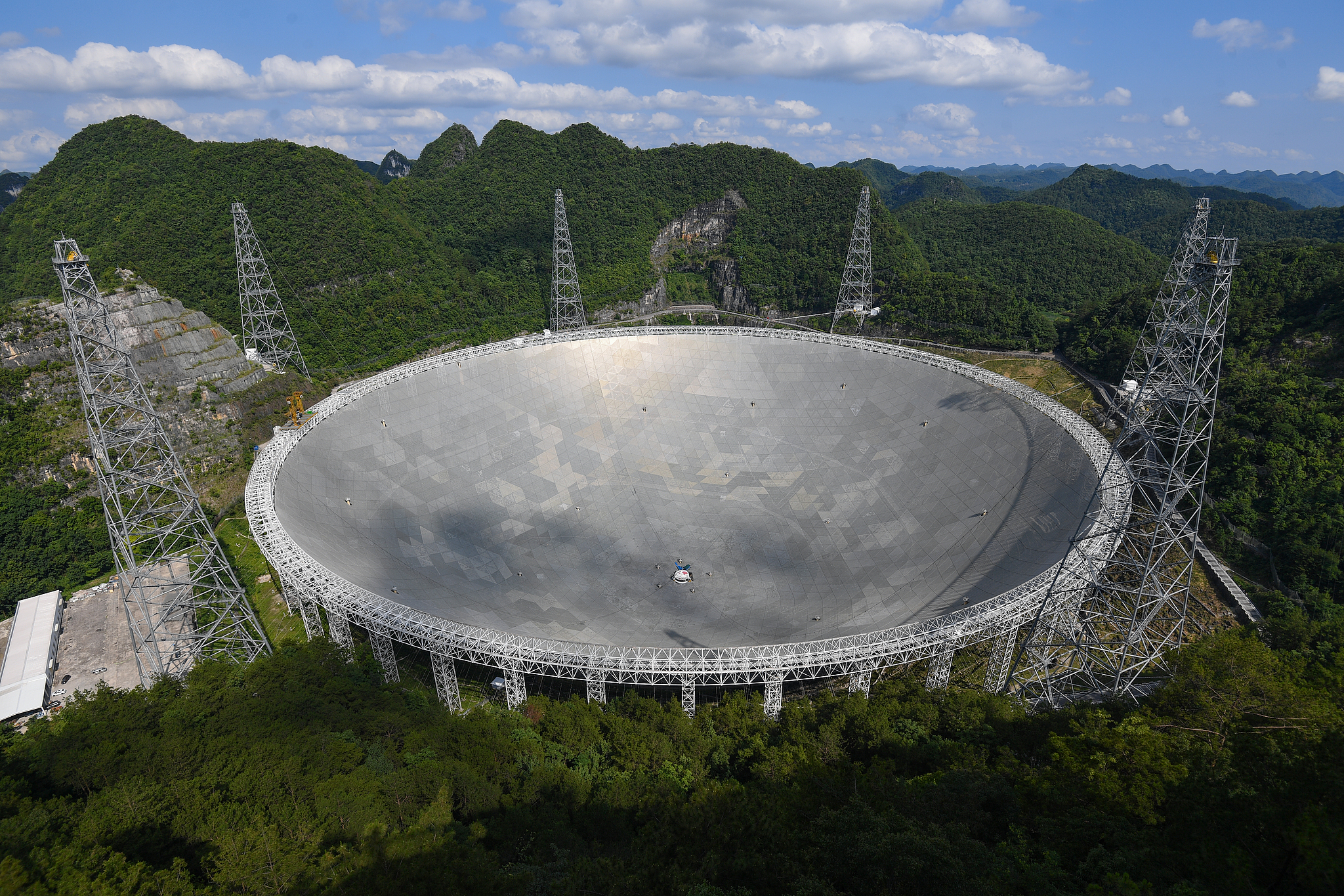 The Five-hundred-meter Aperture Spherical radio Telescope (FAST) in Guizhou Province, southwest China, June 6, 2026. /VCG