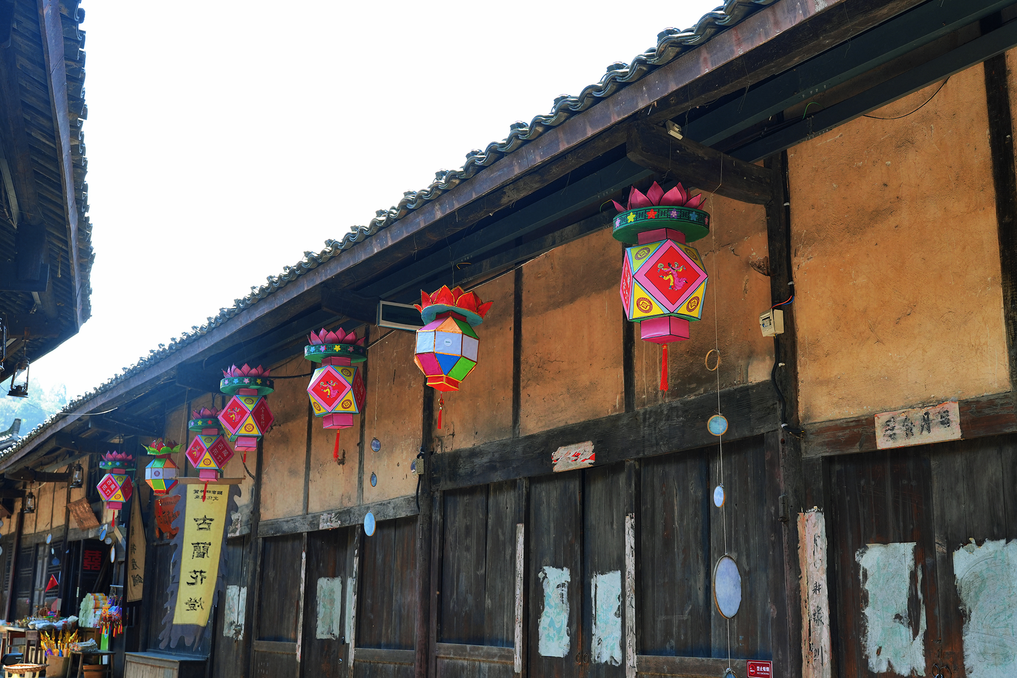 Walk the same streets as the Red Army in Taiping Ancient Town