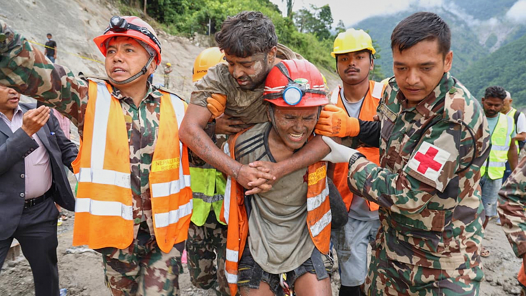 2 workers pulled from mud-clogged Nepal tunnel 10 days after disaster