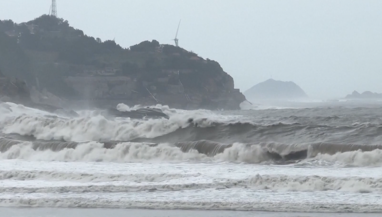 Super-strong El Nino projected to persist into summer 2027