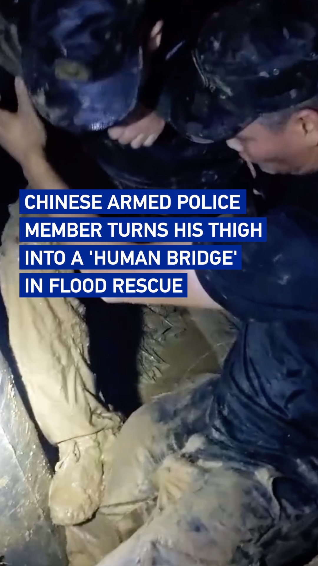 Chinese Armed Police member turns his thigh into a 'human bridge' in flood rescue