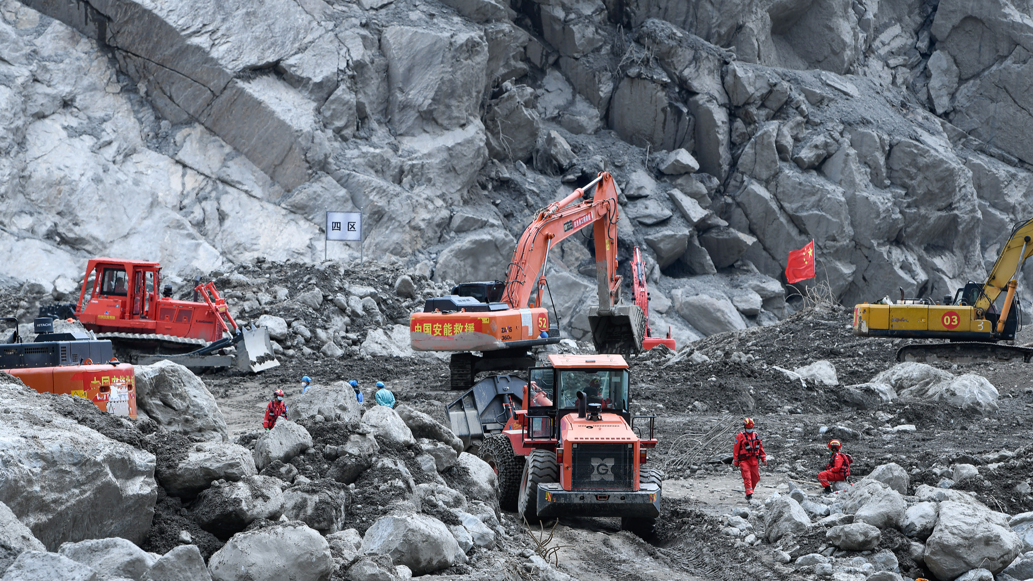 Live: Latest rescue progress at mudslide-hit China-Nepal border