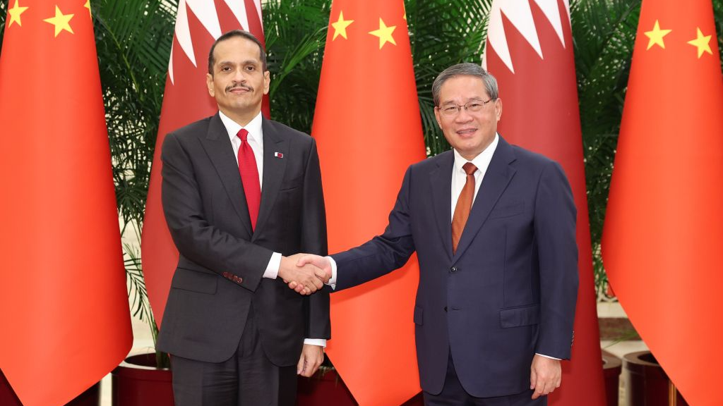Chinese premier meets Qatari PM