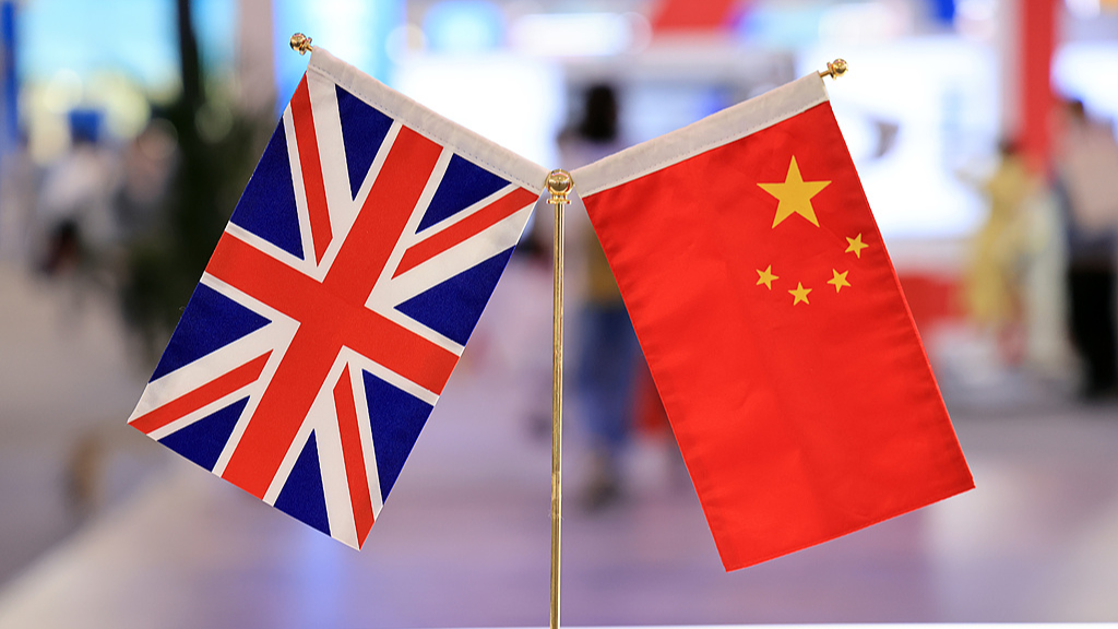 Chinese President Xi Jinping holds phone talks with British PM