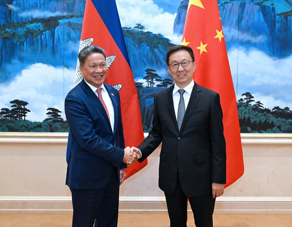 Chinese Vice President Han Zheng meets with Cambodian Deputy Prime Minister Sun Chanthol, Xiamen, southeast China's Fujian Province, September 7, 2026. /Xinhua