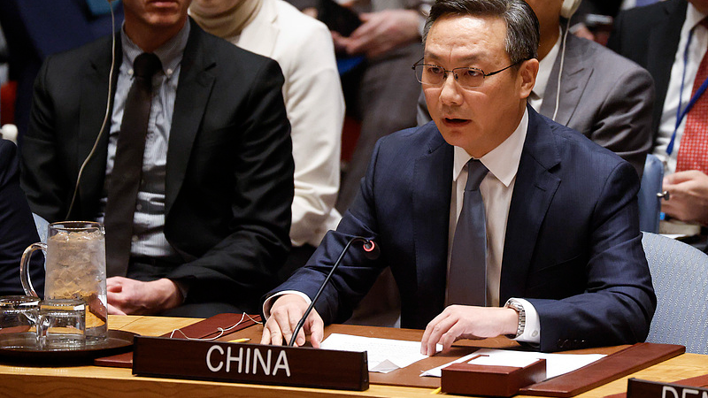 China calls for political settlement of Iranian nuclear issue