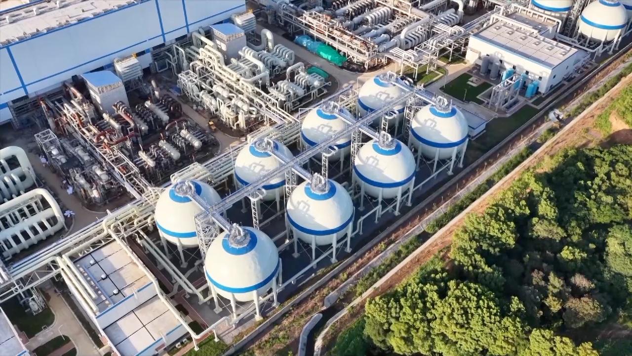 World's largest salt-cavern energy storage project starts operation in China's Jiangsu