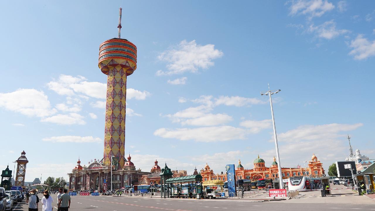 Cultural exchange on the China-Russia border