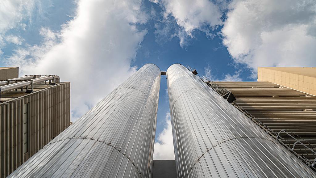 Cooling towers in the cloud computing campus of an intelligent computing power center in Zhonglou District, Changzhou City, east China's Jiangsu Province, September 4, 2026. /VCG