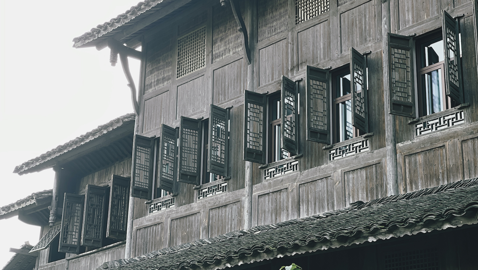 A view of the traditional wooden architecture in Wujiang Village, Guizhou, China. /CGTN
