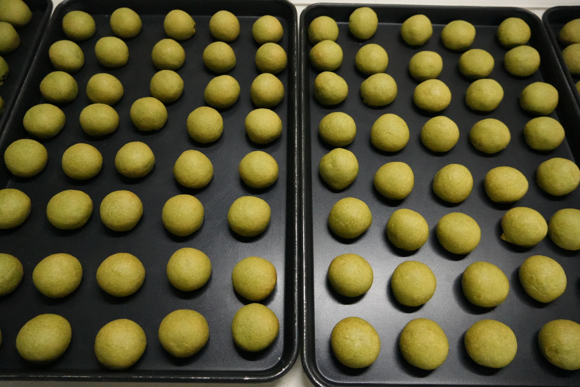 Matcha ham mooncakes are seen in Sinan County, southwest China's Guizhou Province on September 13, 2026. /Tongren Media Convergence Center