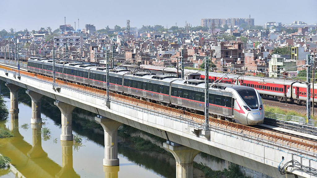 Trains halt at the Sahibabad RapidX station of the Delhi-Meerut Regional RapidX Transit System (RRTS) between Sahibabad and Duhai in Ghaziabad, India, on October 18, 2023. /VCG