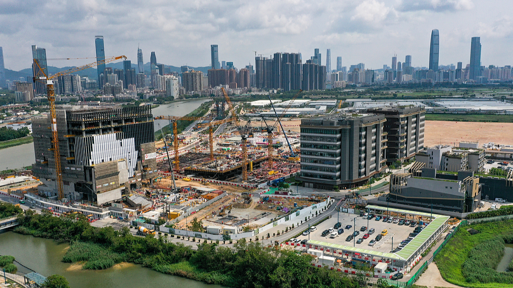 Hong Kong Park of the Hetao Shenzhen-Hong Kong Science and Technology Innovation Cooperation Zone under construction, April 22, 2026. /VCG 