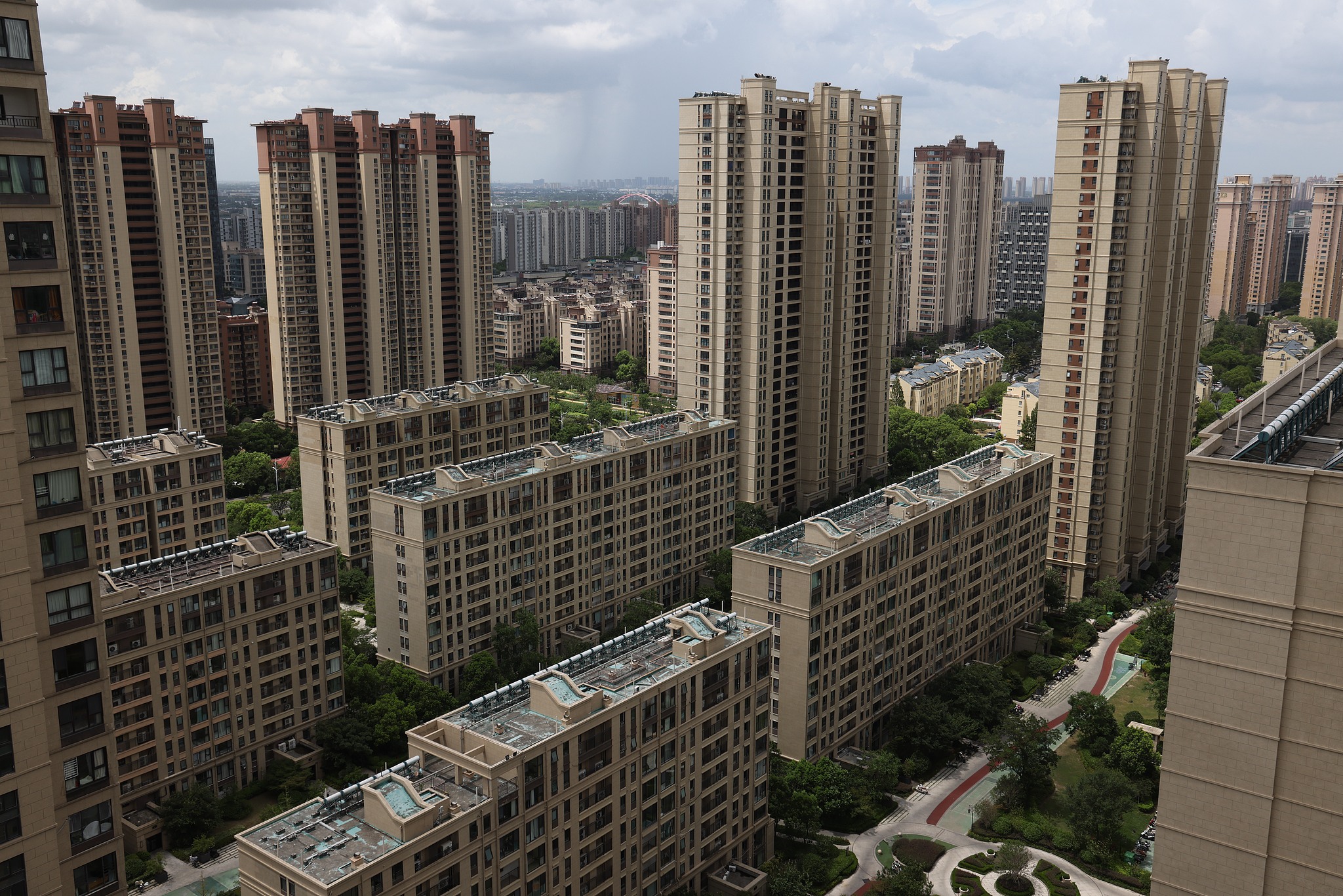 Residential buildings in Kunshan, Jiangsu Province, Aug. 8, 2026. /VCG