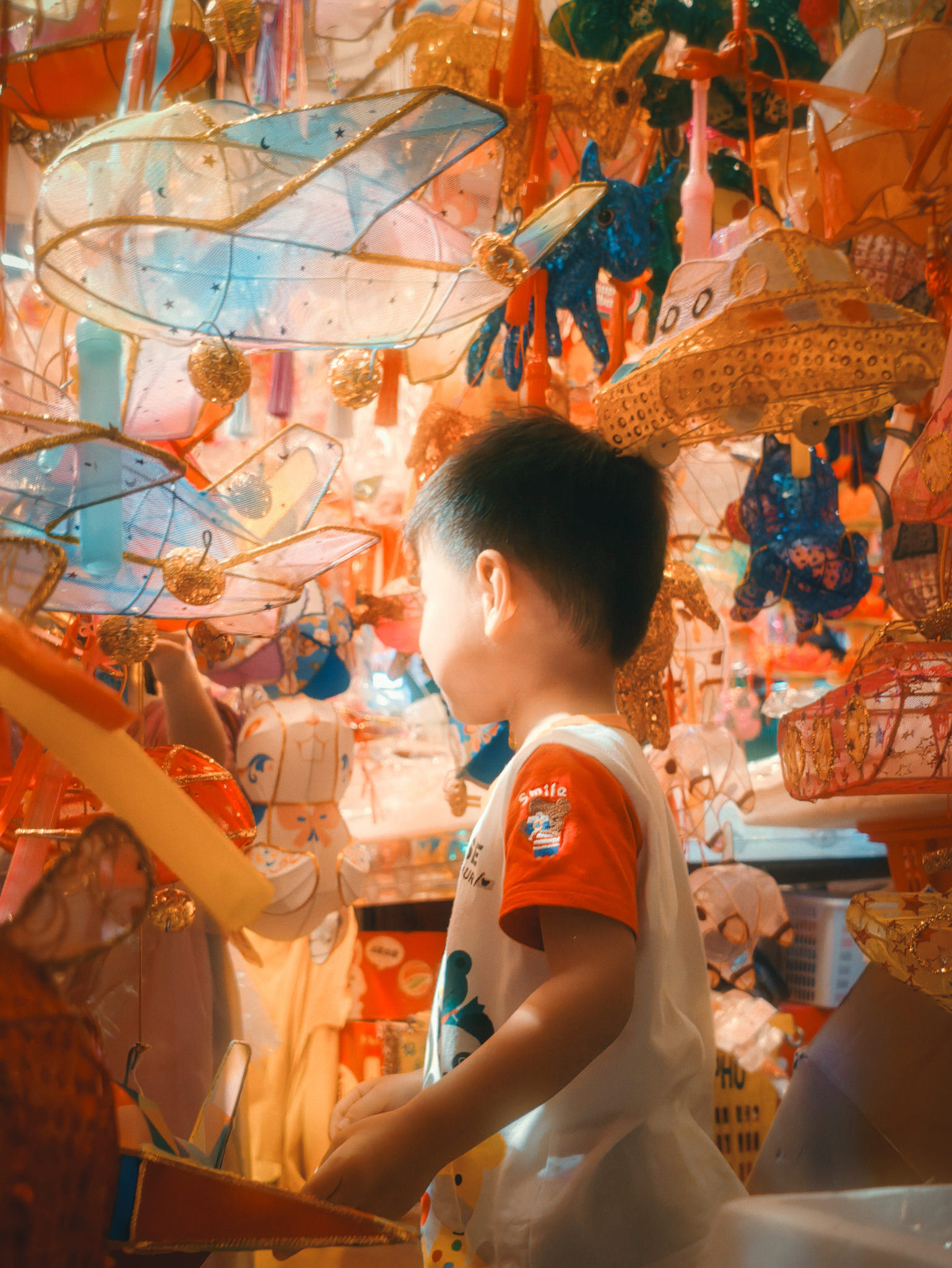 Glowing hand-made lanterns line Guangxiao Road in Guangzhou, south China's Guangdong Province ahead of the upcoming Mid-Autumn Festival. /VCG