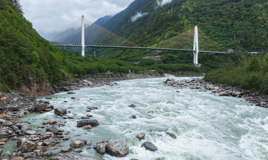 The Polonggou grand bridge in Bomi County, southwest China's Xizang Autonomous Region, May 14, 2026. /Xinhua