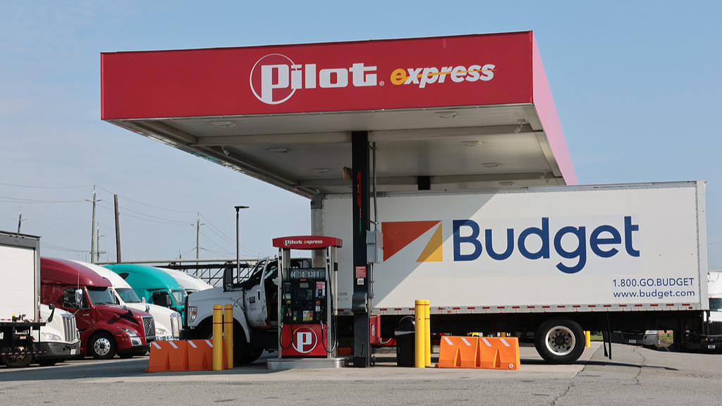 The average US retail diesel price hit a record high on Thursday, just shy of $6.40 a gallon, September 17, 2026. /VCG