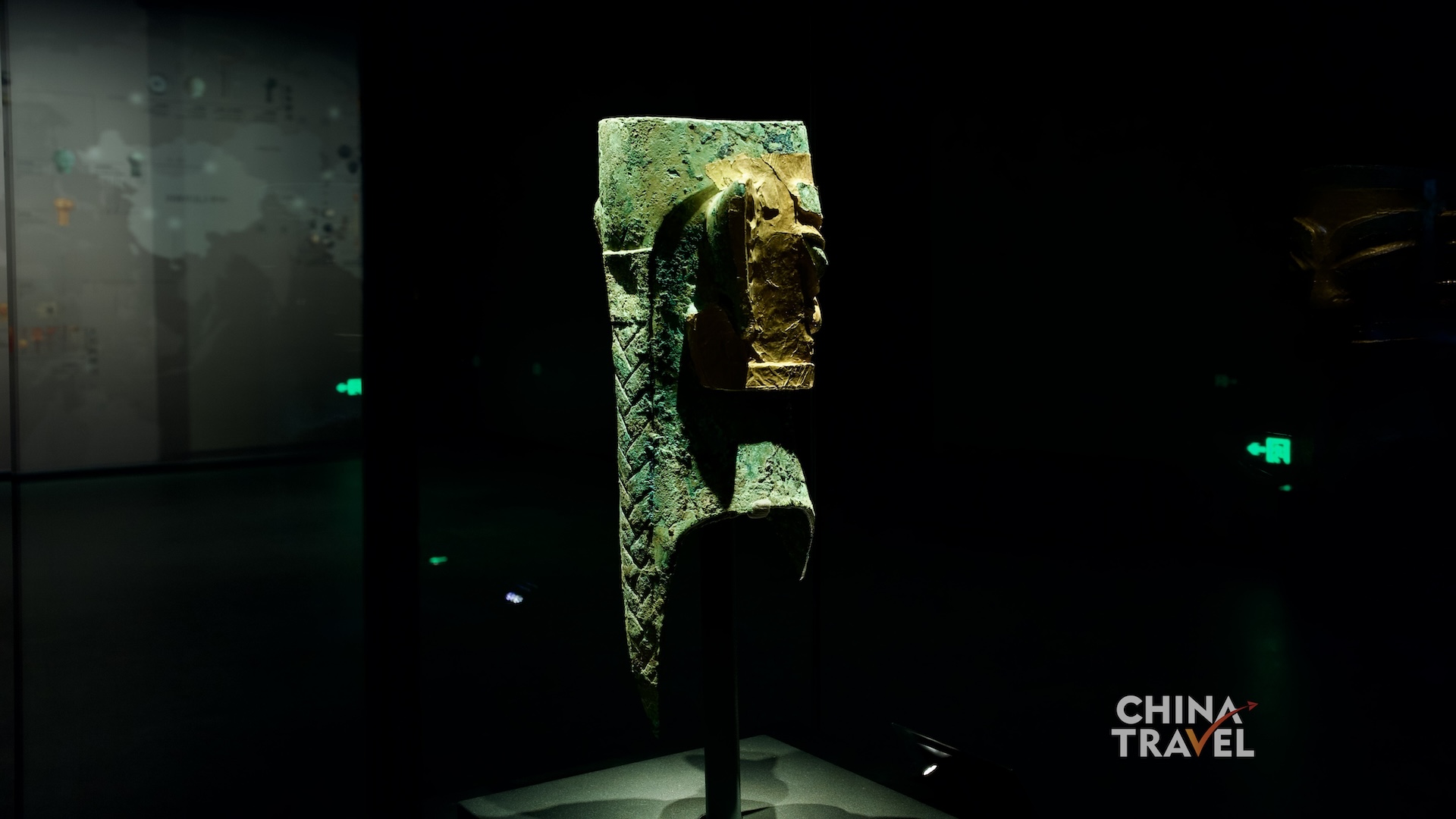 Bronze heads at Sanxingdui transform eyes, brows, ears and headgear into a distinctive visual system whose precise social and ritual meanings remain open to interpretation. /CGTN