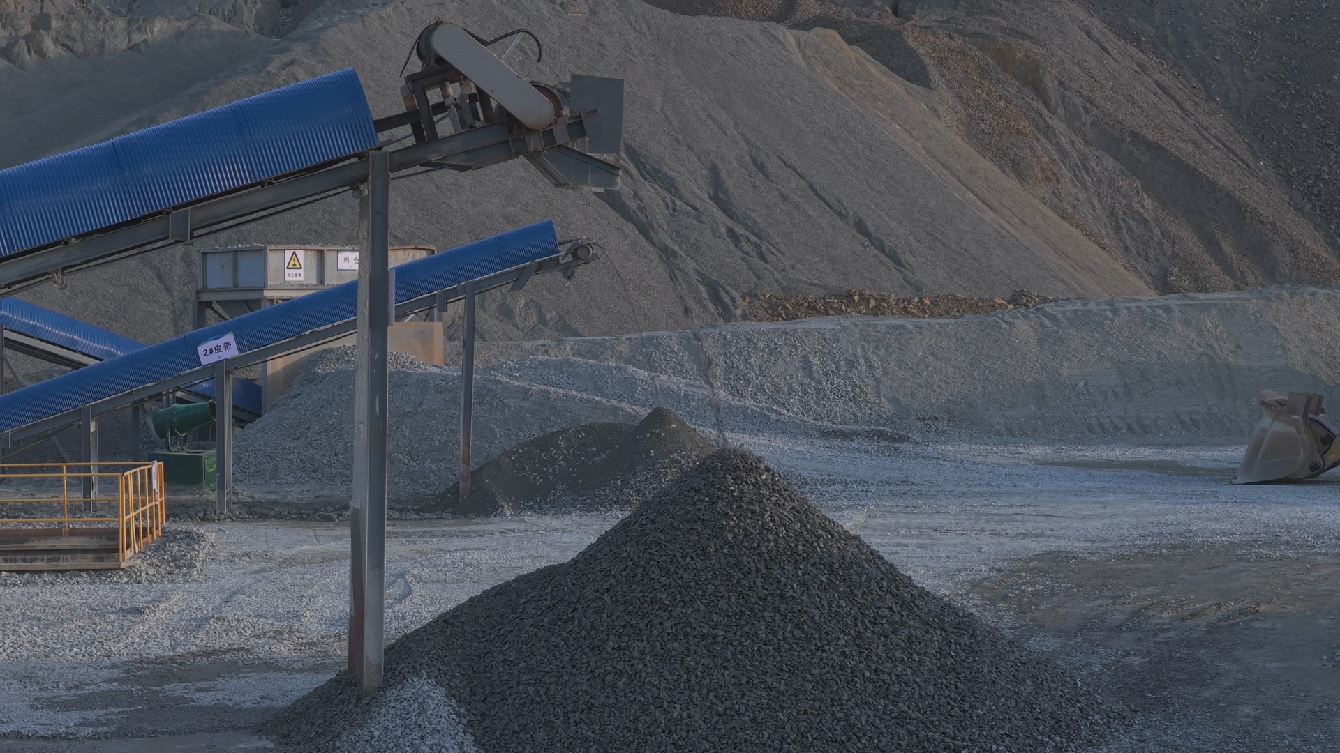 CGTN's Mike at Dexing: AI Sorting Turns Waste Ore to Gold