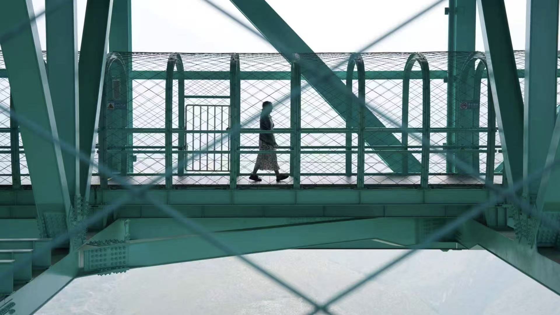 Retracing the Chishui River: From four crossings to modern marvels