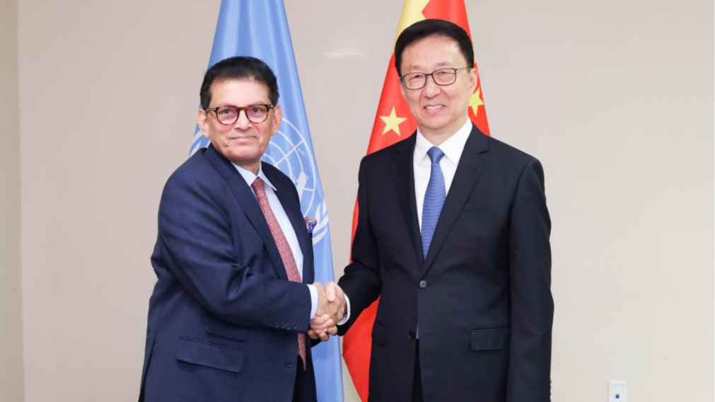 Chinese Vice President Han Zheng meets with UN General Assembly (UNGA) President Khalilur Rahman on the sidelines of the 81st UNGA session in New York, September 25, 2026. /Xinhua