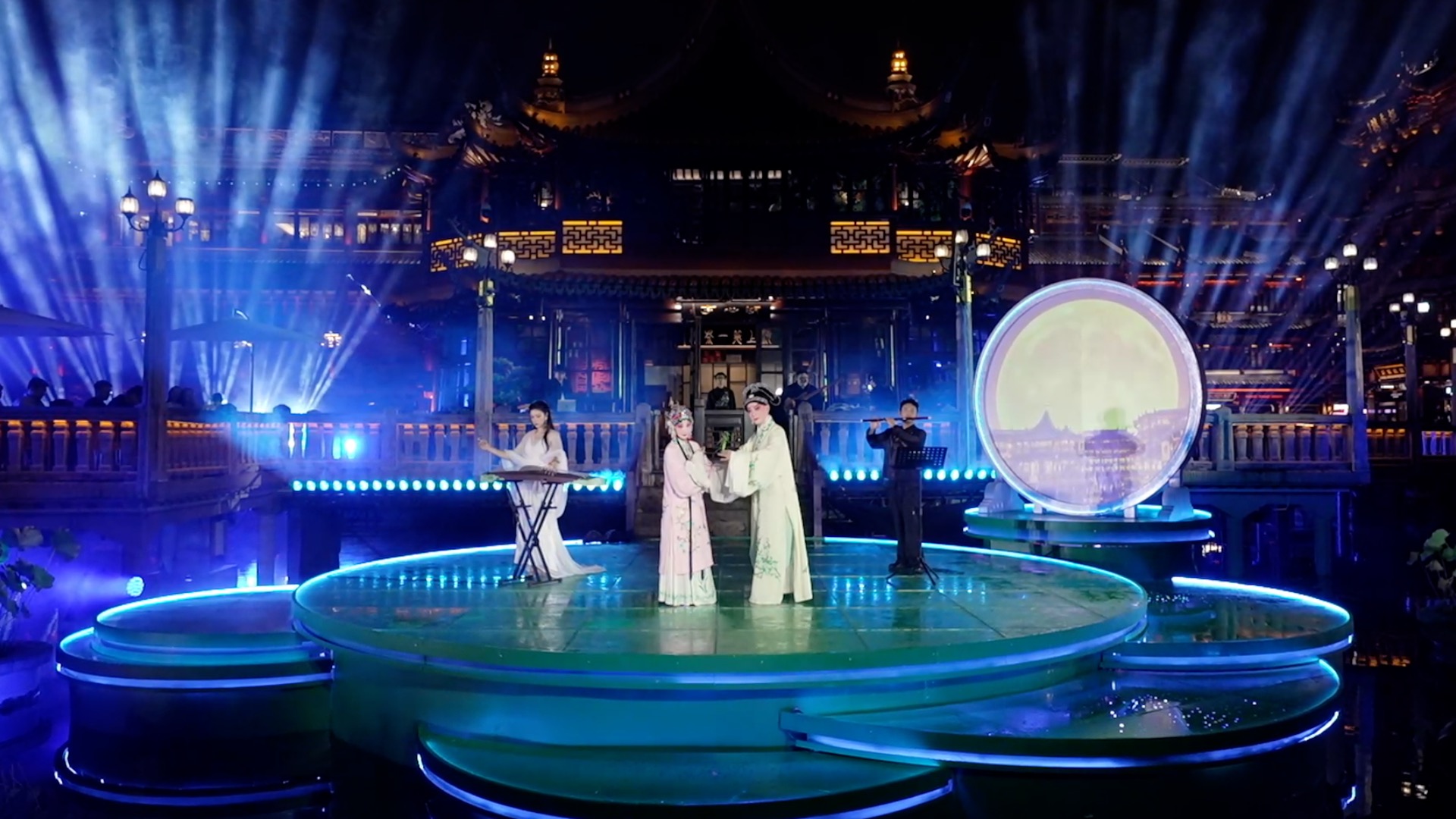 Experience immersive Mid-Autumn Festival at 467-year-old Yuyuan Garden