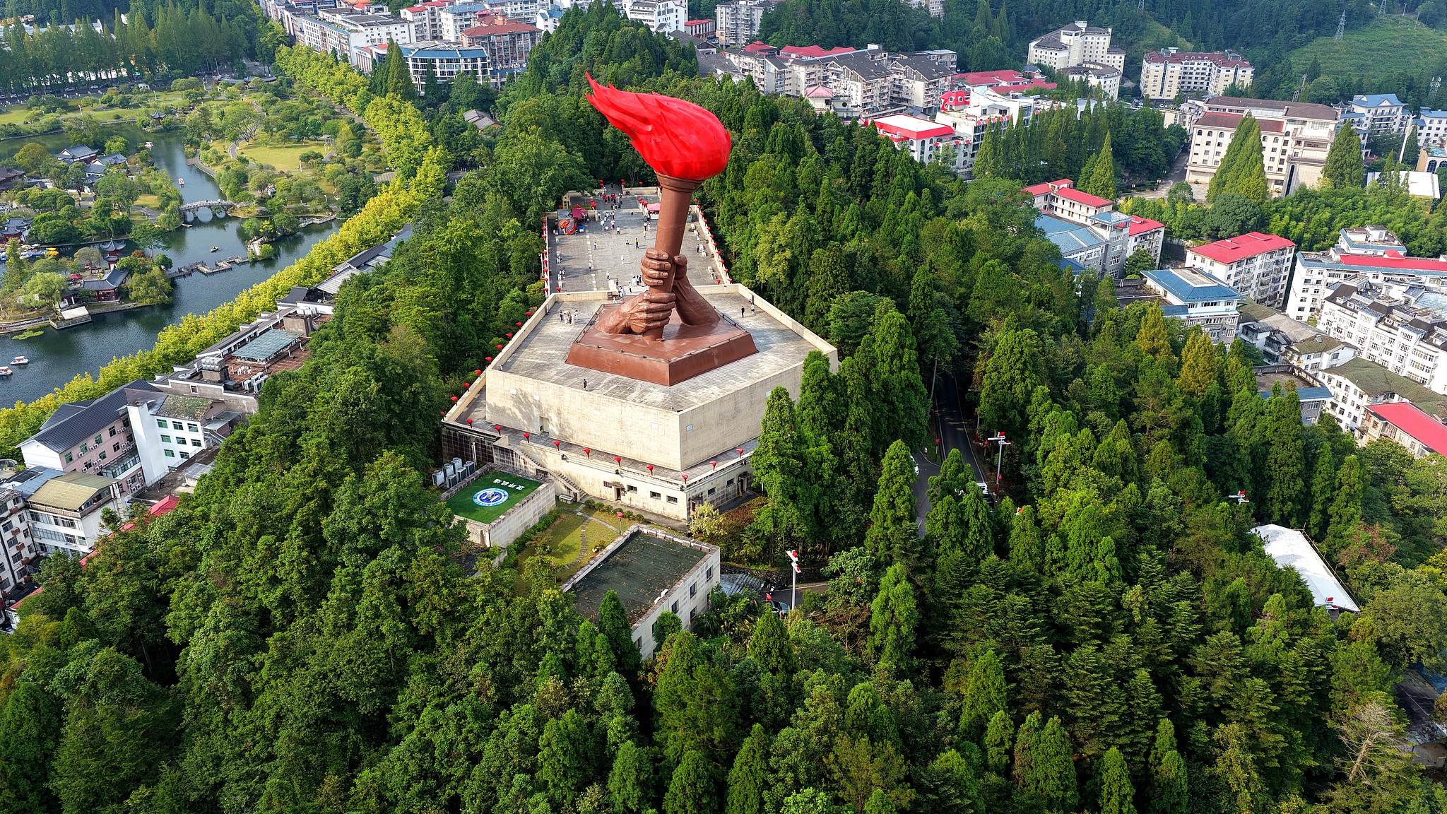 Into Jinggangshan, the cradle of revolution
