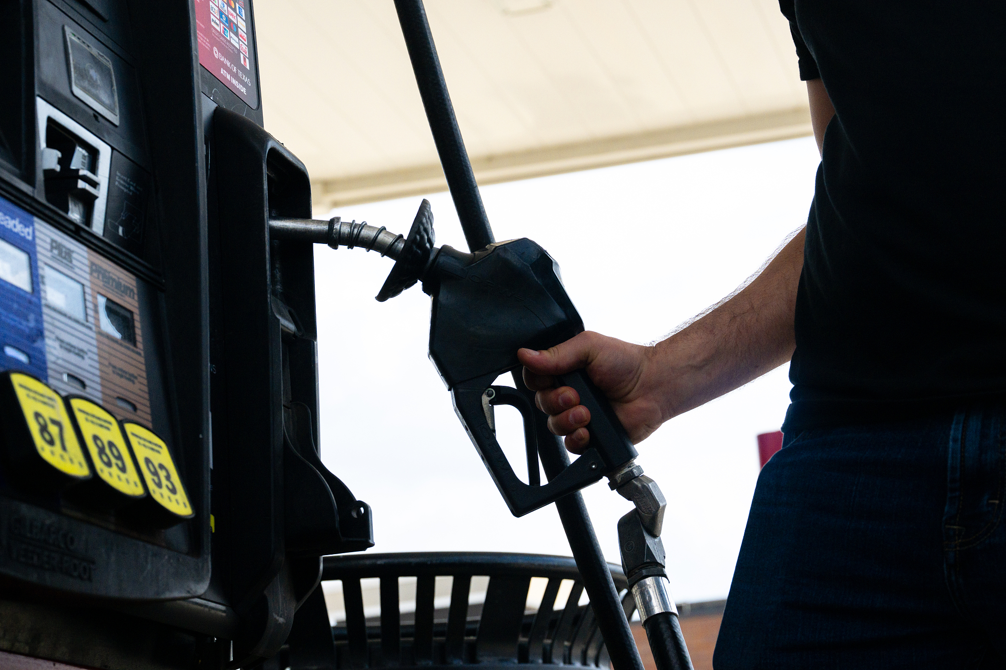 Gas prices continue to climb nationwide as persistent supply and transportation disruptions in the Middle East – compounded by ongoing challenges around the Strait of Hormuz – continue to strain global energy markets –  Austin, Texas, September 24, 2026. /VCG.
